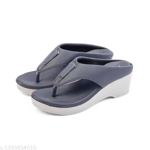 Women’s Designer Flip Flops | Fashionable Casual Slippers | Comfortable Flip Flop Sandals | Trendy Casual Slippers | Stylish Daily Wear Chappal | Women’s Stylish Casual Flip Flops | Women Footwear